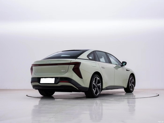 2024 Hongqi EH7 760 Pro Véhicule énergétique à quatre roues motrices avec 4 portes et 5 sièges Structure de la carrosserie