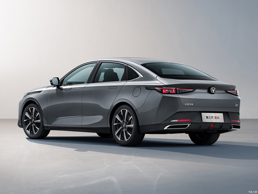 Changan Eado 2024 1.5T GDI Automatique Voiture à essence à prix abordable 4 portes 5 sièges