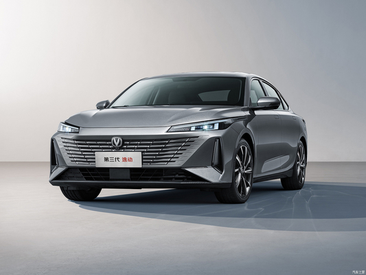 Changan Eado 2024 1.5T GDI Automatique Voiture à essence à prix abordable 4 portes 5 sièges