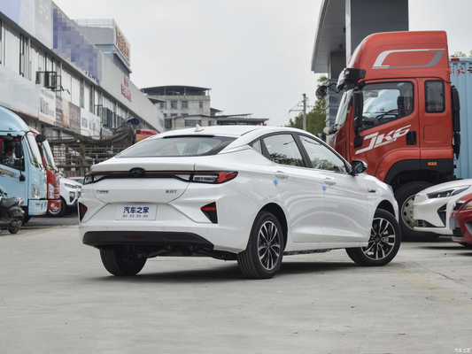 2024 Véhicule énergétique facelift iPao T Version exclusive 460KW 100% électricité à gauche