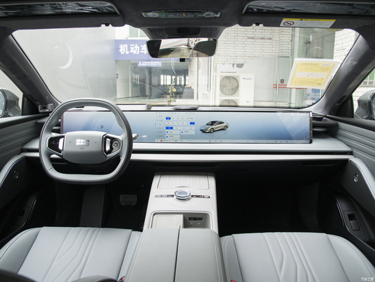 200 kW moteur unique 2024 Geely Galaxy Yinhe E8 665 km Voyage édition de vaisseau spatial