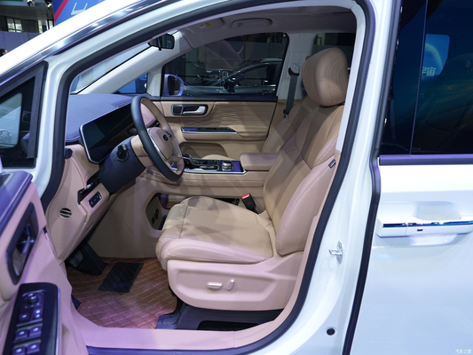 150KM Autonomie de croisière électrique pur JAC Ruifeng RF8 PHEV Smart Edition 1.5T Moteur unique