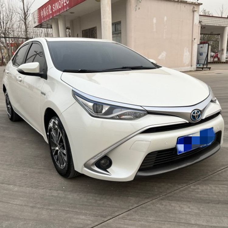 2017 Toyota Corolla Levin 1.8L hybride berline blanche abordable et véhicules d'occasion