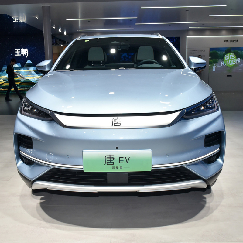 2023 BYD TANG EV 4WD AWD SUV avec une autonomie électrique de 635 km et un temps de charge rapide de 0,5H