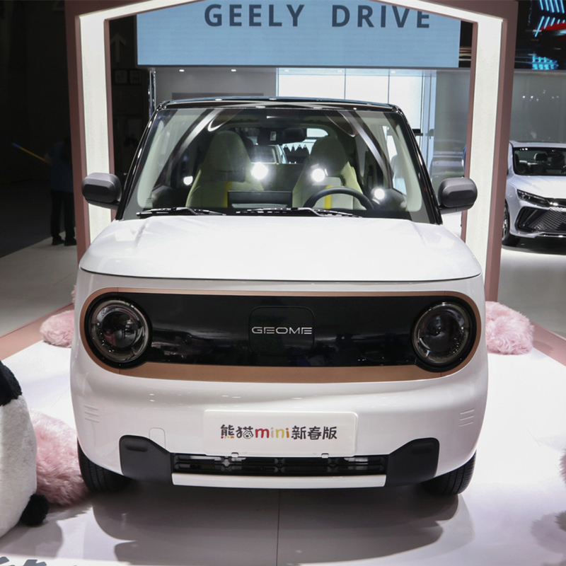 Prête à être expédiée en 2022 Geely Panda Mini EV 4 sièges Pure Electric Car 120km/200km
