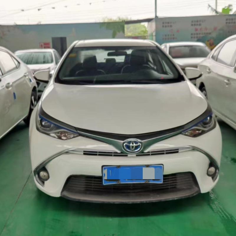2017 Modèle 1.8L Véhicules hybrides Toyota Corolla Levin Transmission E-CVT Véhicules d'occasion