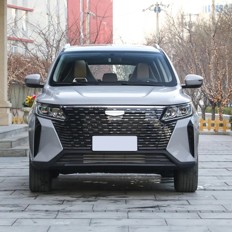 Geely Pro2024 Modèle 1.5T DCT SUV 5 places 4518*1834*1715 Dimensions et design moderne