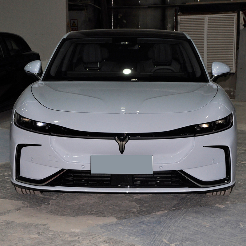 Capacité de longue portée 375 kW VOYAH 4 portes 5 places berline avec 730 km de portée CLTC