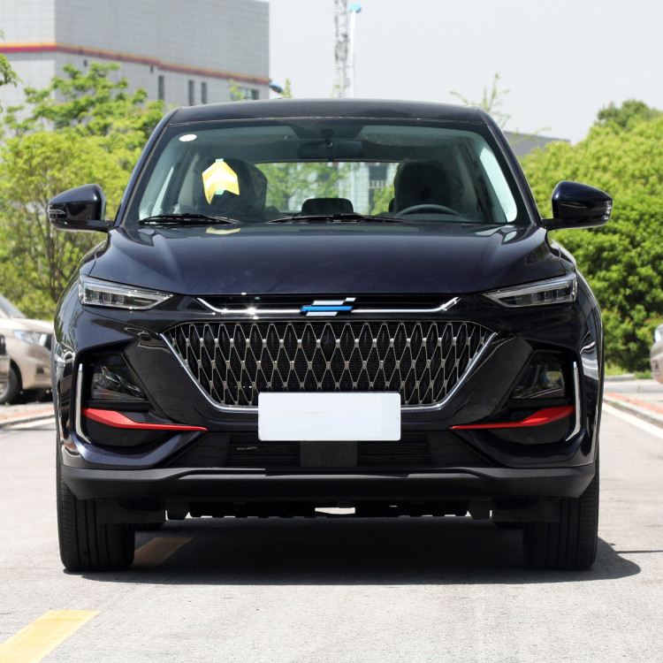 5 portes et 5 places SUV 2023 Changan Oshan X7 Plus voiture à essence avec 4730*1870*1720mm dimensions