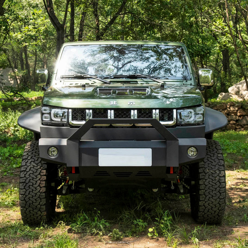 2024 BAIC BJ40 Camion tout-terrain multifonctionnel avec rétroviseur électrique et ESC