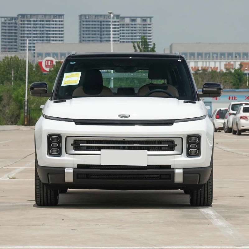 2023 Geely ICONL 1.5T Chocolat Mellow Version SUV à essence 3 airbags et sans toit ensoleillé
