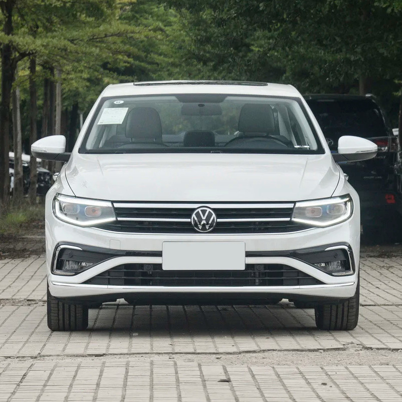 Réglage électrique du siège du conducteur 2023 Bora 200TSI DSG AT Véhicule à combustible compact à 5 places