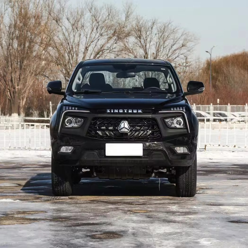 2024 SINOTRUK 2.0T Diesel automatique 4 roues motrices à long axe camionnette de luxe pour le volant gauche